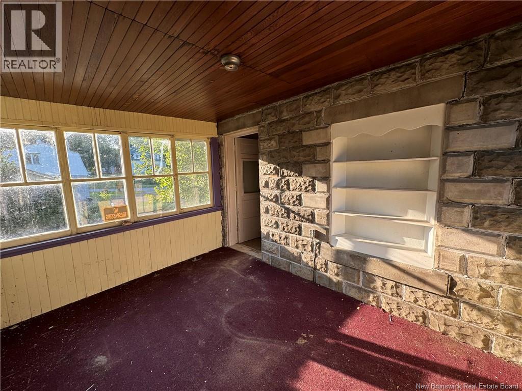 15 Elm Street, Mcadam, New Brunswick  E6J 1X5 - Photo 7 - NB129263