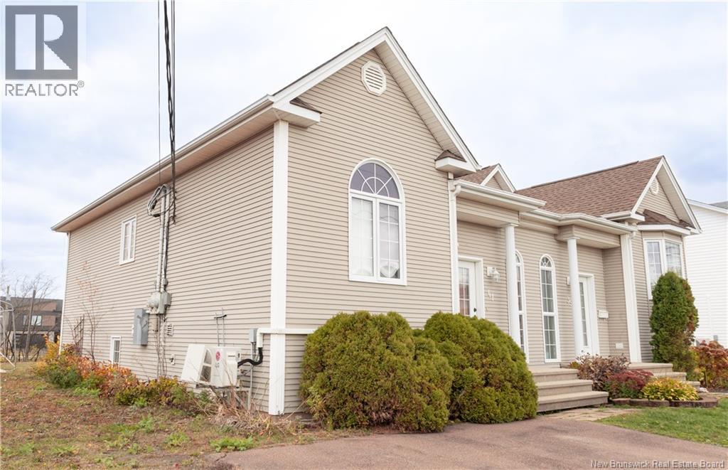 41 Merlot Crescent, Dieppe, New Brunswick E1A 7W4 - Photo 3 - NB129295