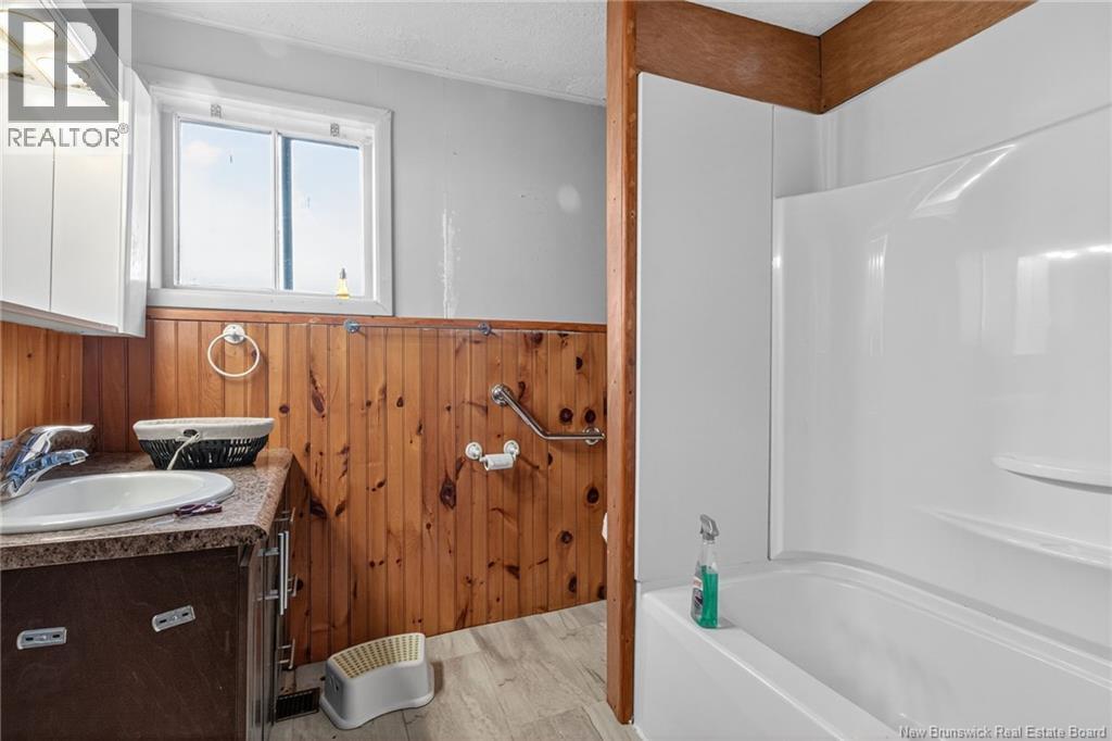 248 Memramcook Road, Memramcook, New Brunswick E4K 1N9 - Photo 44 - NB129309