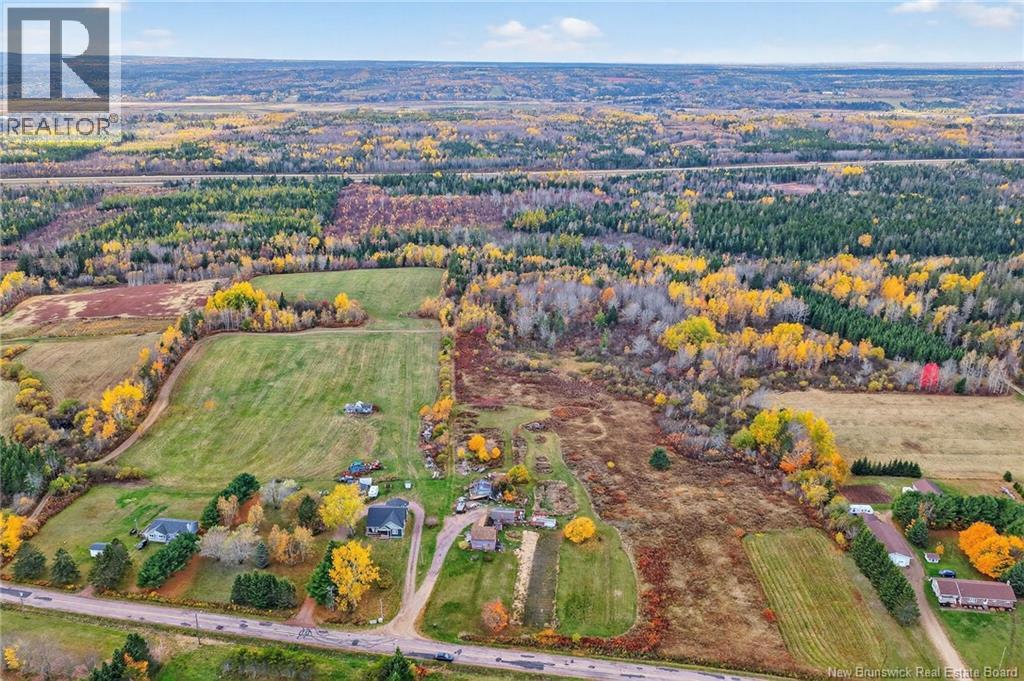 248 Memramcook Road, Memramcook, New Brunswick E4K 1N9 - Photo 7 - NB129309