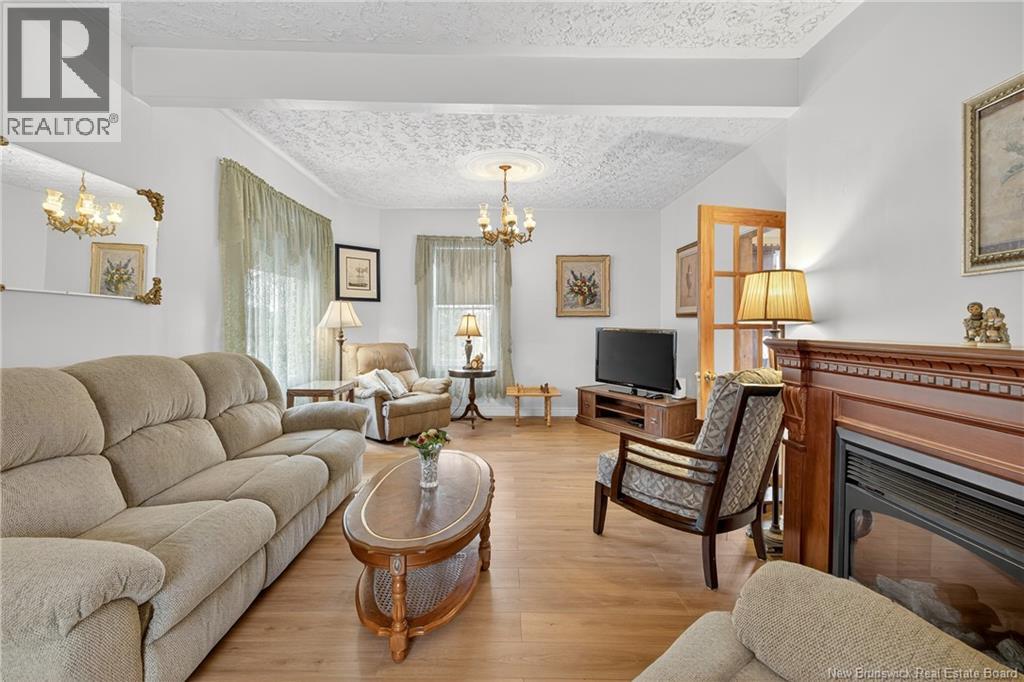 10 Basin Street, Bathurst, New Brunswick E2A 6N2 - Photo 14 - NB129256