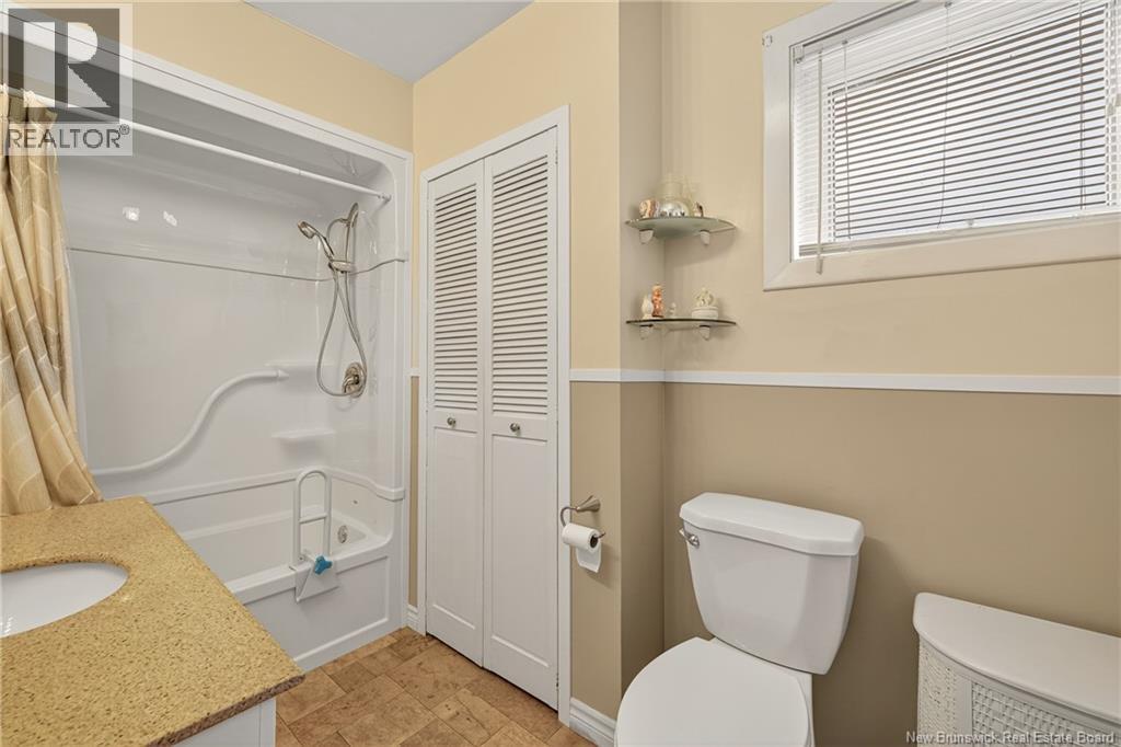 10 Basin Street, Bathurst, New Brunswick E2A 6N2 - Photo 30 - NB129256