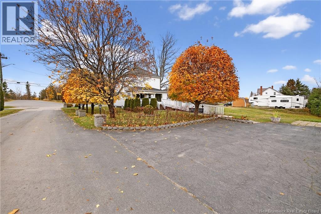 10 Basin Street, Bathurst, New Brunswick E2A 6N2 - Photo 36 - NB129256