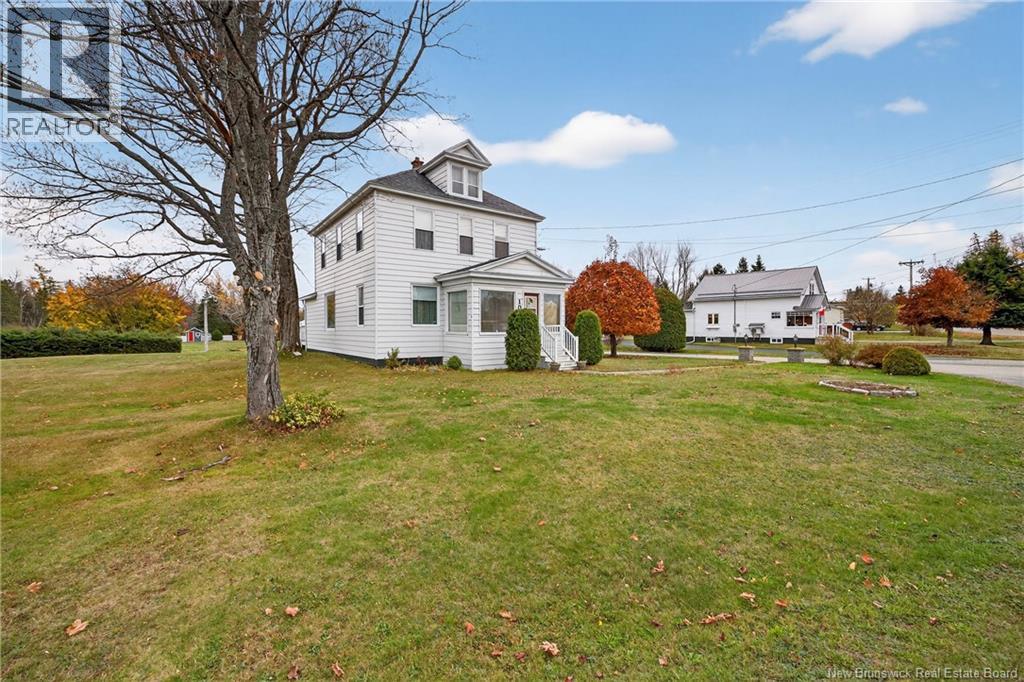 10 Basin Street, Bathurst, New Brunswick E2A 6N2 - Photo 39 - NB129256