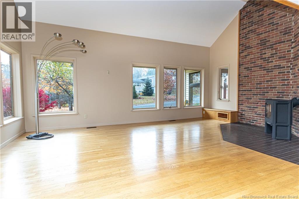 69 Pugsley Street, Fredericton, New Brunswick  E3B 6J2 - Photo 19 - NB129229