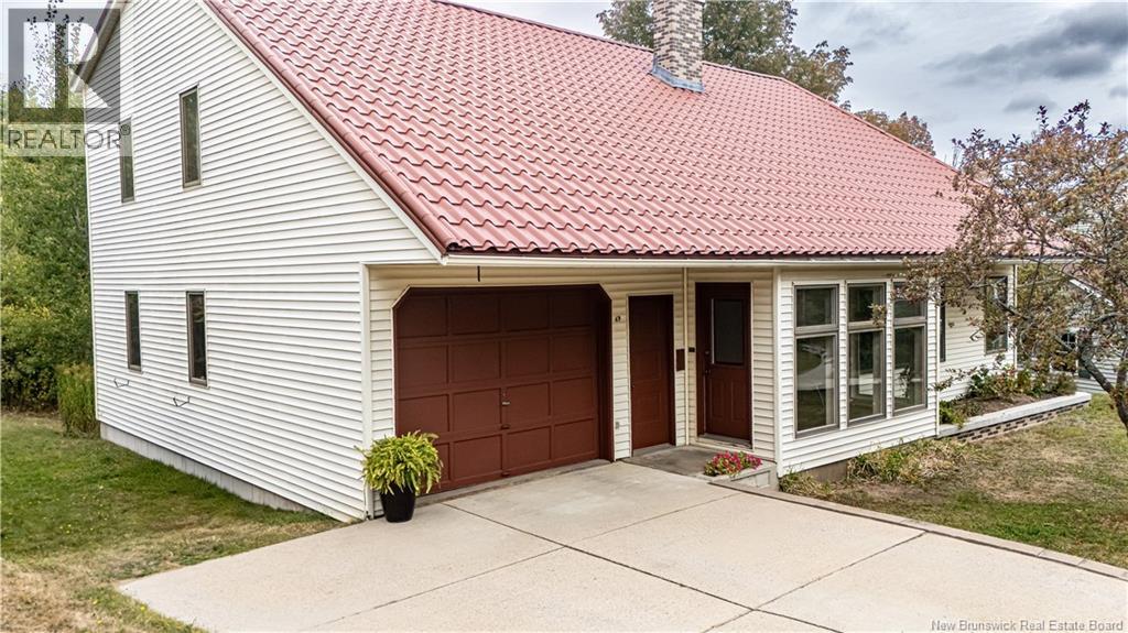 69 Pugsley Street, Fredericton, New Brunswick  E3B 6J2 - Photo 2 - NB129229