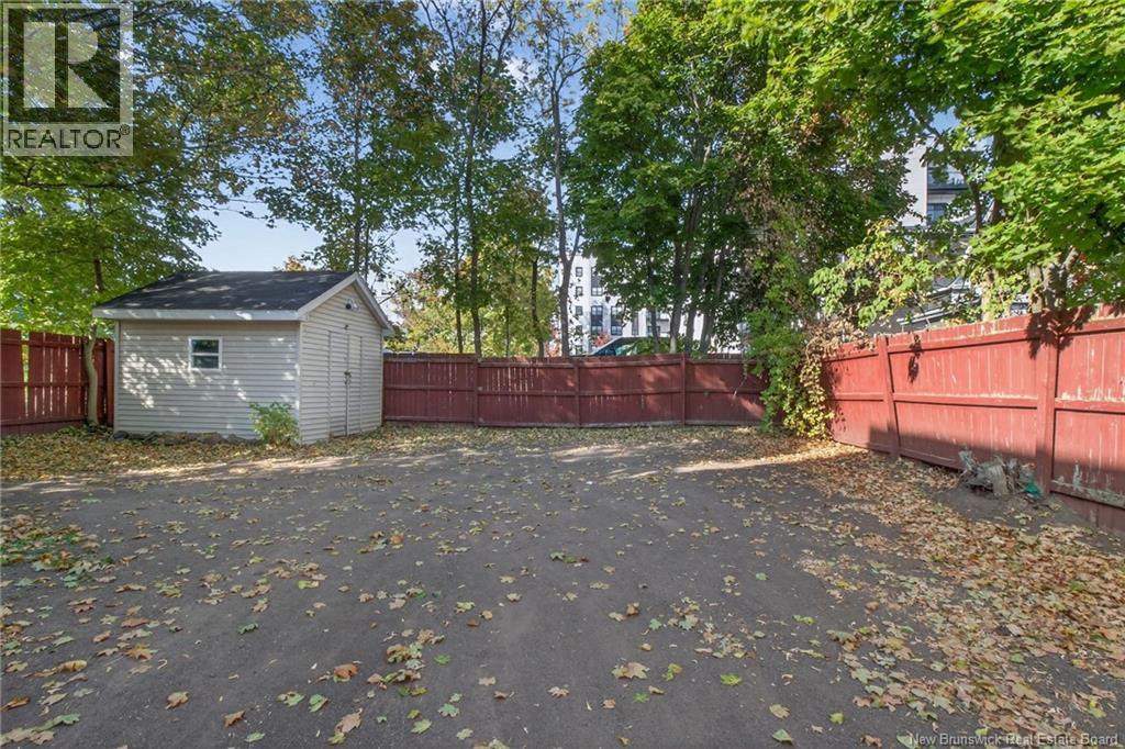 105 Gordon Street, Moncton, New Brunswick  E1C 1M5 - Photo 34 - NB129314