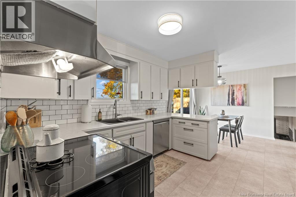 601 Charline Avenue, Dieppe, New Brunswick  E1A 1C7 - Photo 12 - NB129235