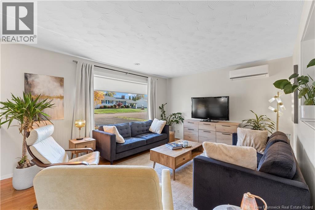 601 Charline Avenue, Dieppe, New Brunswick  E1A 1C7 - Photo 3 - NB129235