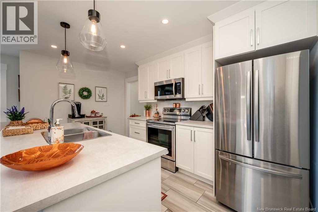 52 Auberry Street, Moncton, New Brunswick  E1G 5V2 - Photo 9 - NB128820