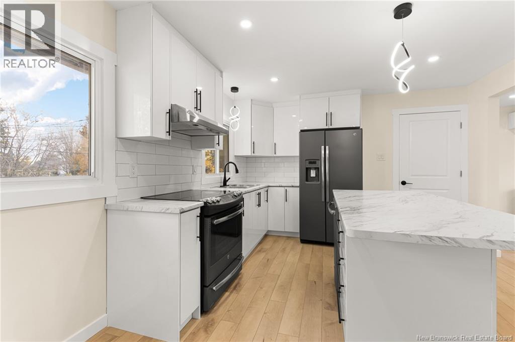 33-35 Coventry Crescent, Moncton, New Brunswick  E1C 8G5 - Photo 4 - NB129333