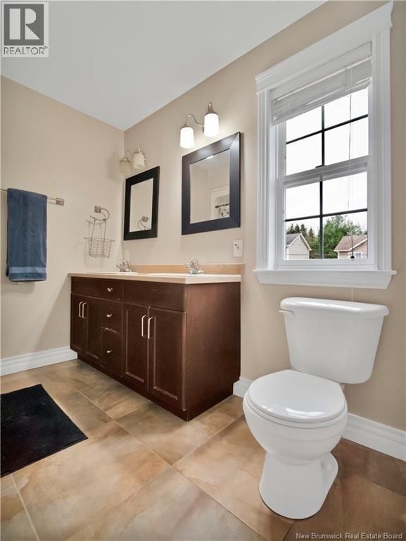 33 Chianti Street, Dieppe, New Brunswick  E1A 9C5 - Photo 27 - NB129325