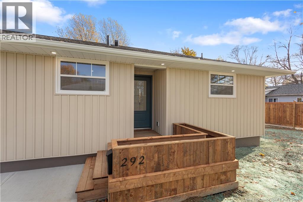 292 Beechwood Drive, Miramichi, New Brunswick  E1V 1C9 - Photo 2 - NB129283