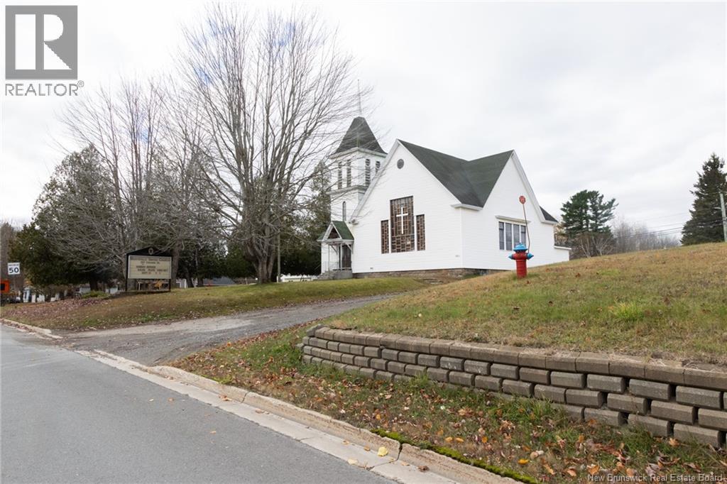351 Canada Street, Marysville, New Brunswick  E3A 4A3 - Photo 32 - NB129330