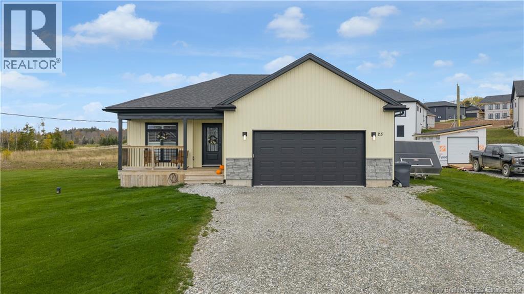 25 Merlin Drive, Quispamsis, New Brunswick  E2E 3W5 - Photo 2 - NB129153