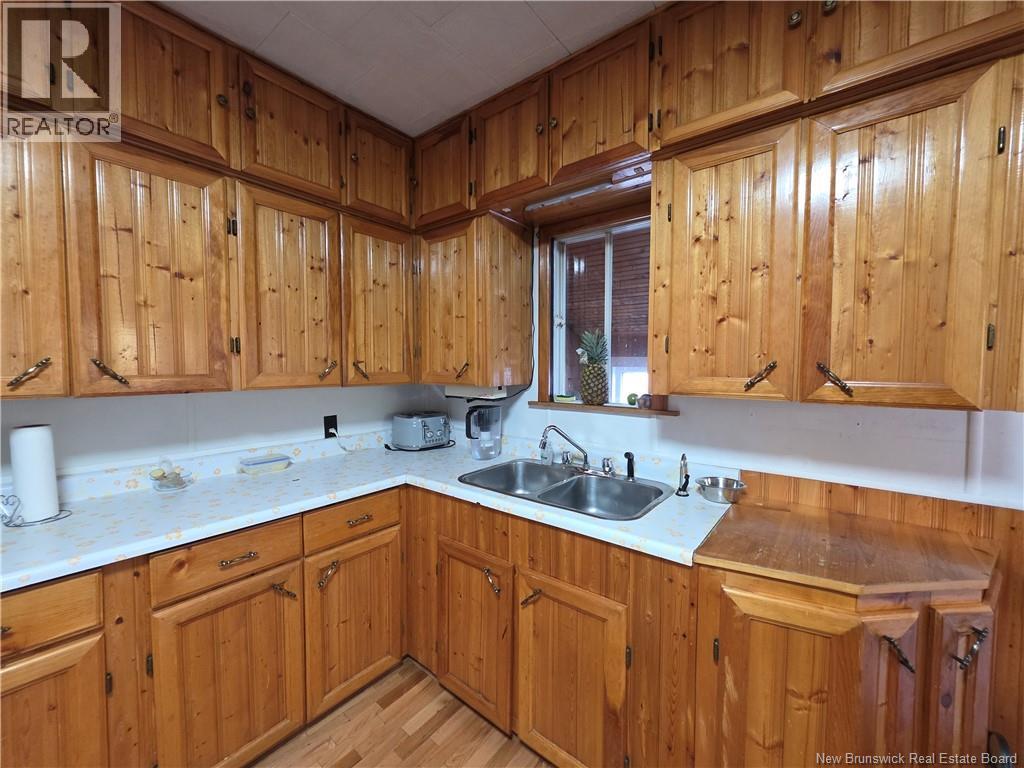 422 Tobique Street, Plaster Rock, New Brunswick  E7G 3Z7 - Photo 13 - NB129351