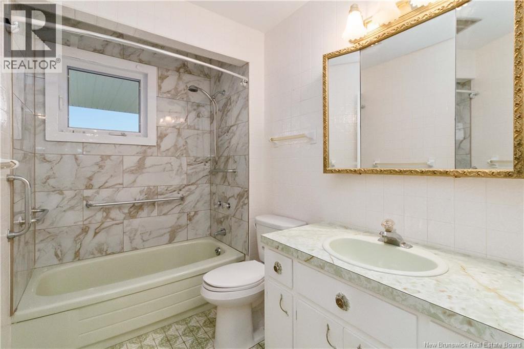 207 St Laurent Street, Dieppe, New Brunswick  E1A 1S2 - Photo 10 - NB128926