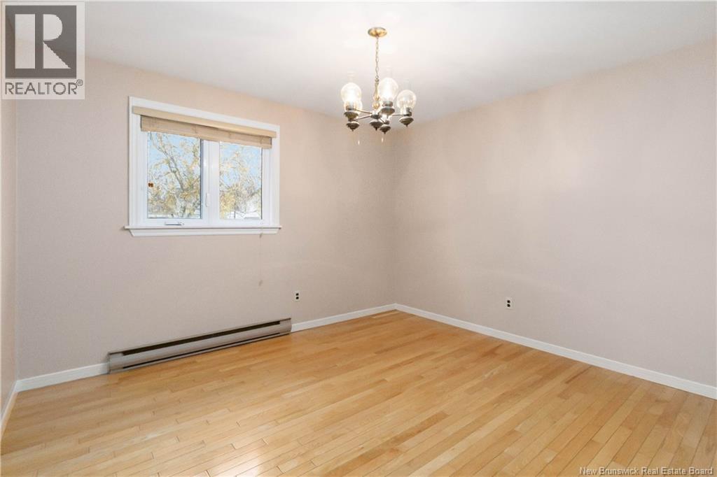 207 St Laurent Street, Dieppe, New Brunswick  E1A 1S2 - Photo 9 - NB128926