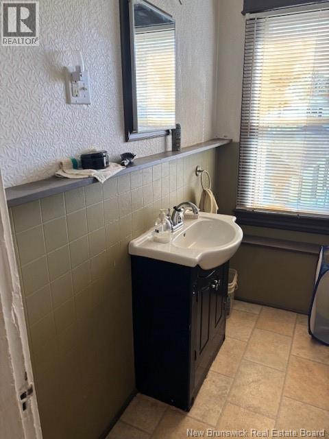 85-87 Peter Street, Sussex, New Brunswick  E4E 2J4 - Photo 13 - NB129411
