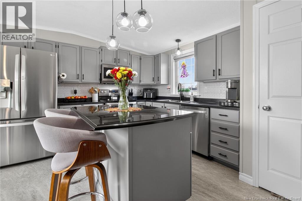 22 Restigouche, Dieppe, New Brunswick  E1A 7N1 - Photo 6 - NB129368