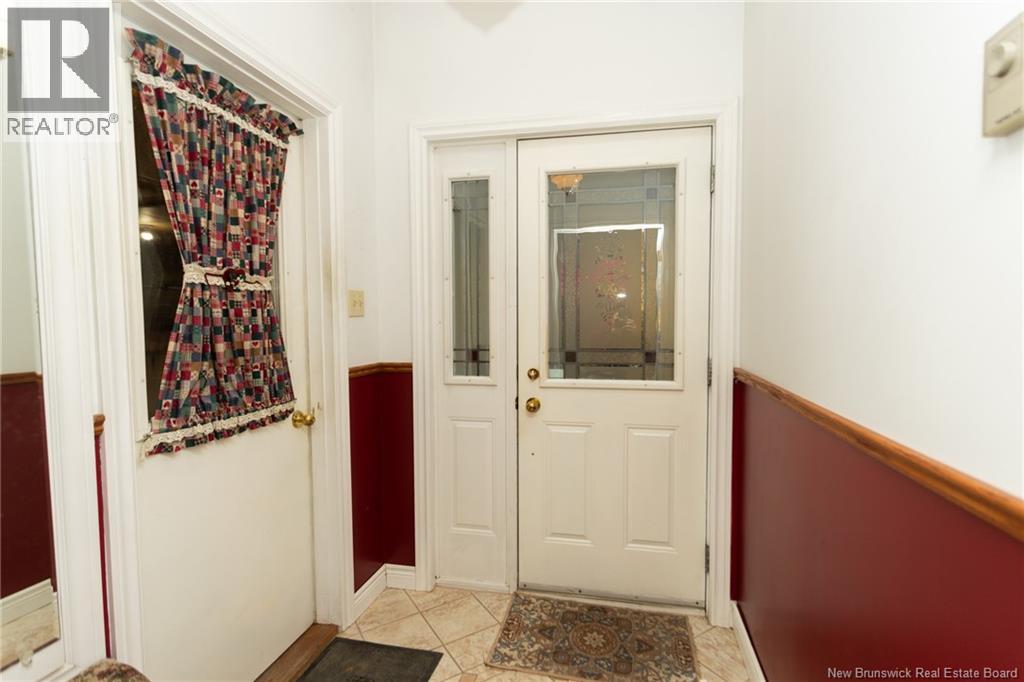 93 River Street, Fredericton, New Brunswick E3A 4L8 - Photo 11 - NB129428