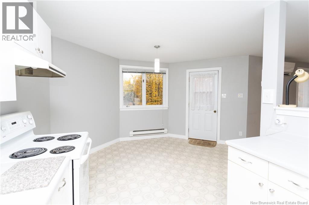 93 River Street, Fredericton, New Brunswick E3A 4L8 - Photo 32 - NB129428