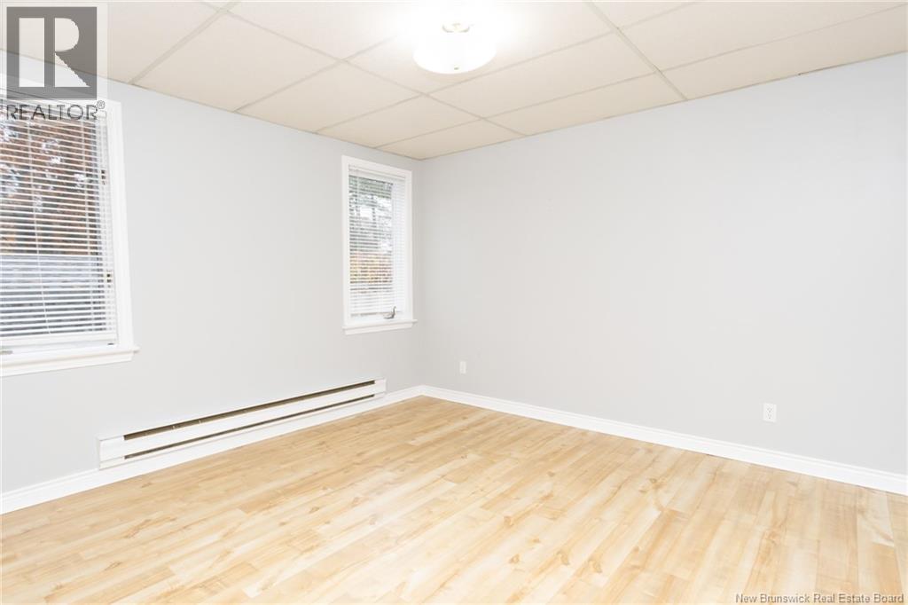 93 River Street, Fredericton, New Brunswick E3A 4L8 - Photo 34 - NB129428