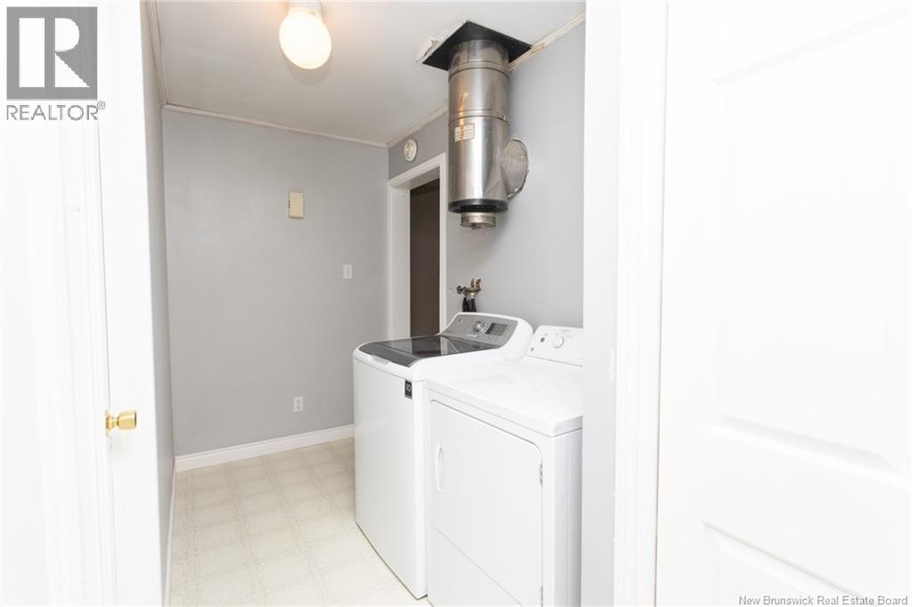 93 River Street, Fredericton, New Brunswick E3A 4L8 - Photo 35 - NB129428