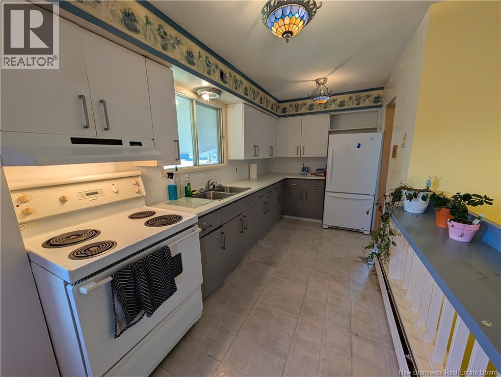 1105 Smith, Bathurst, New Brunswick  E2A 3V3 - Photo 16 - NB129414