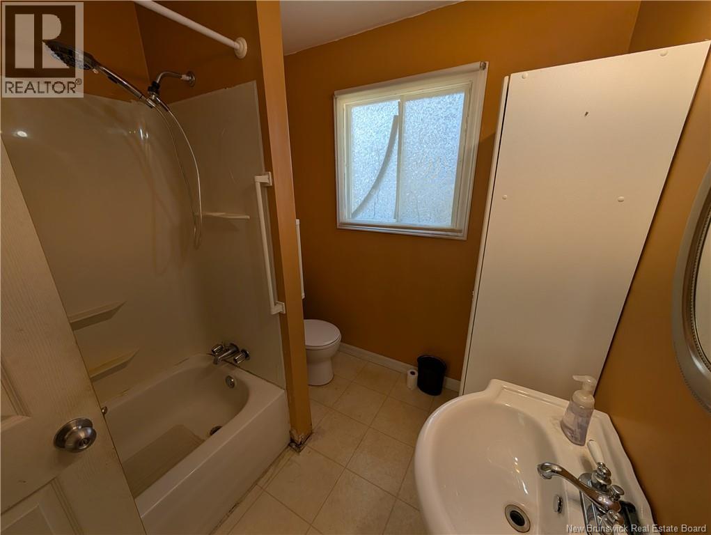 1105 Smith, Bathurst, New Brunswick  E2A 3V3 - Photo 25 - NB129414