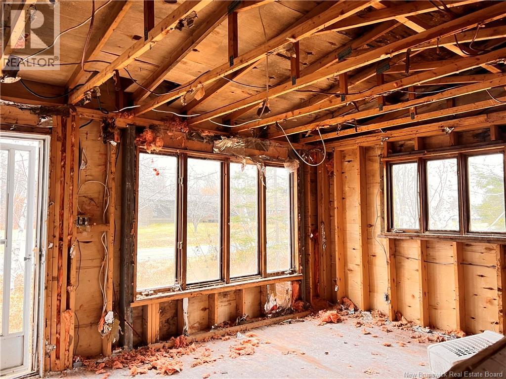 295 Gray Street, Pabineau Falls, New Brunswick  E2A 6T5 - Photo 7 - NB129448