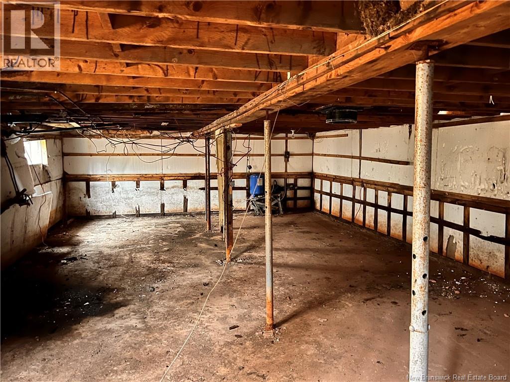 295 Gray Street, Pabineau Falls, New Brunswick  E2A 6T5 - Photo 9 - NB129448