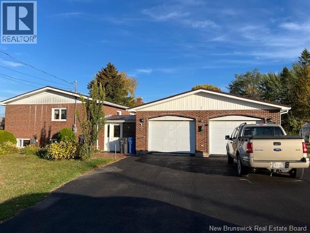 7 Isabelle Street, Charlo, New Brunswick  E8E 2L2 - Photo 2 - NB128229