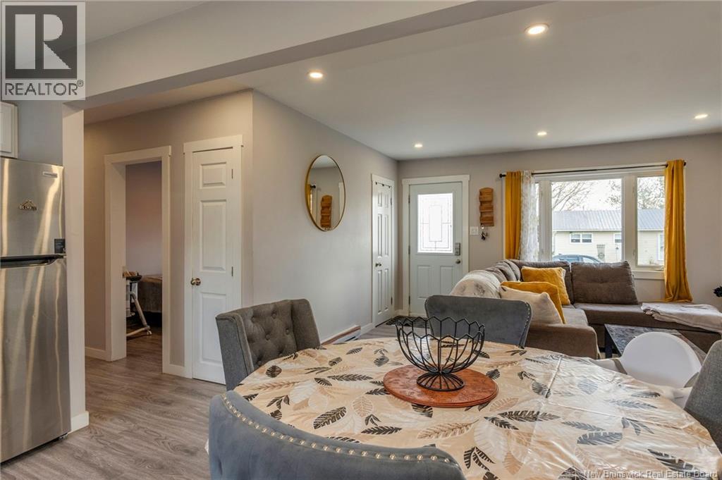 62 Waverley Avenue, Moncton, New Brunswick  E1C 7T7 - Photo 6 - NB129335