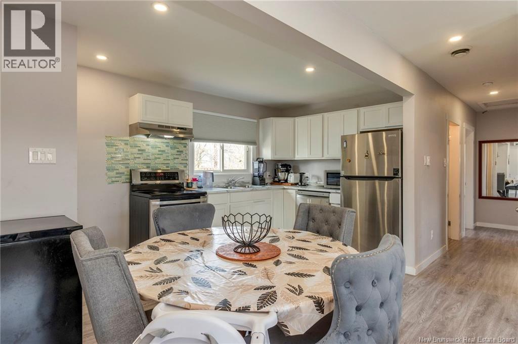 62 Waverley Avenue, Moncton, New Brunswick  E1C 7T7 - Photo 7 - NB129335