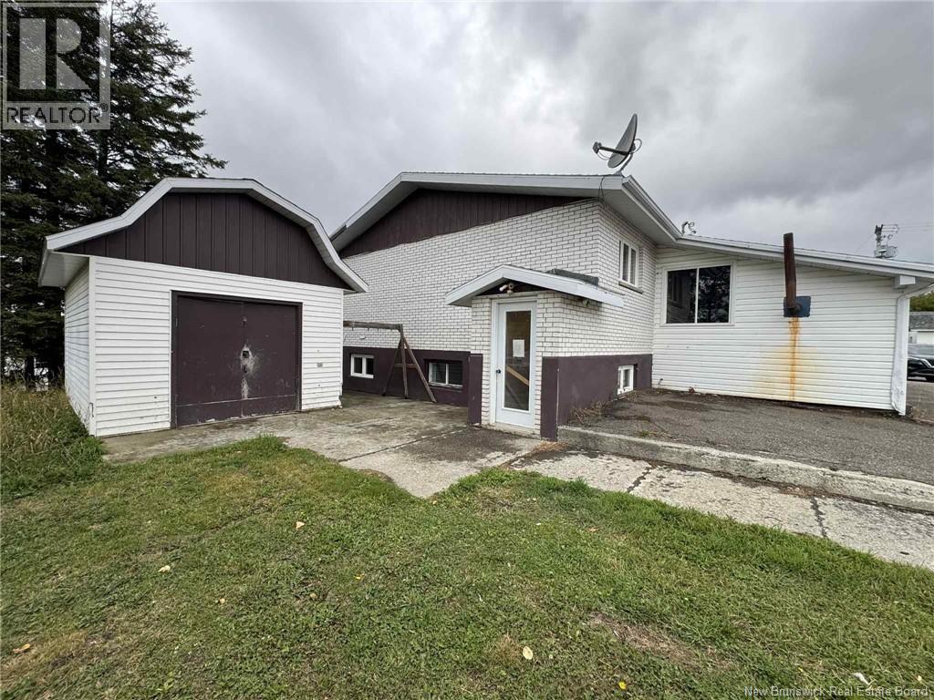 11 Rue De L'ecole Street, Kedgwick, New Brunswick  E8B 1E4 - Photo 3 - NB129274