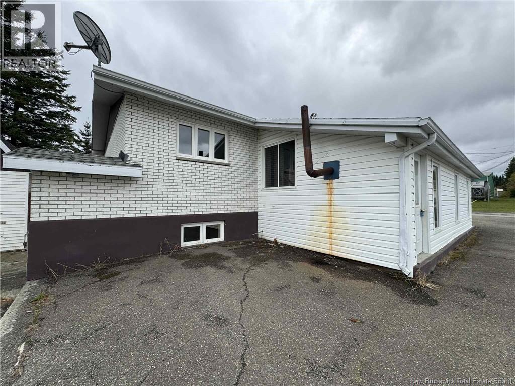 11 Rue De L'ecole Street, Kedgwick, New Brunswick  E8B 1E4 - Photo 4 - NB129274