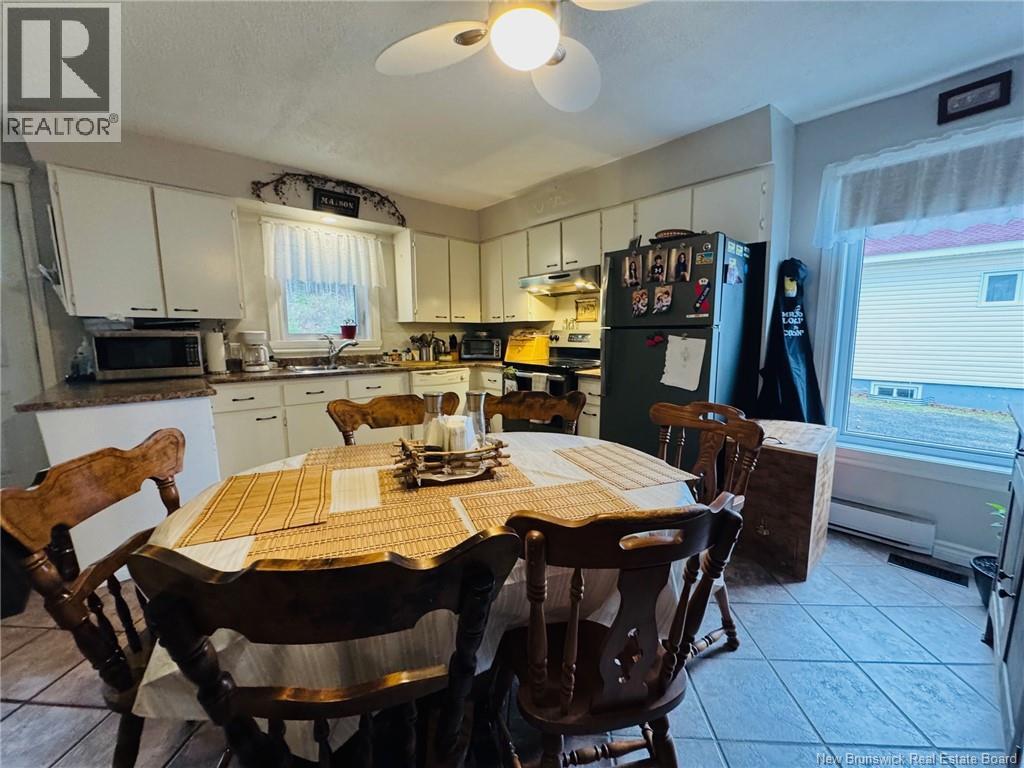 611 Victoria Street, Dalhousie, New Brunswick  E8C 2V6 - Photo 3 - NB129449
