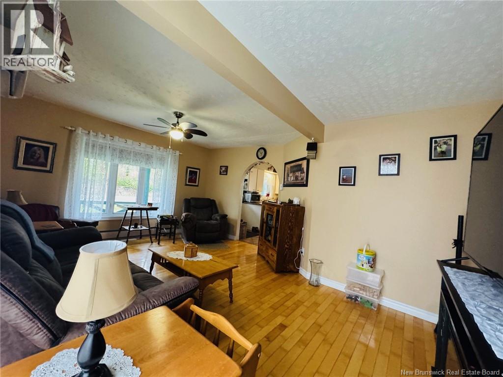 611 Victoria Street, Dalhousie, New Brunswick  E8C 2V6 - Photo 5 - NB129449