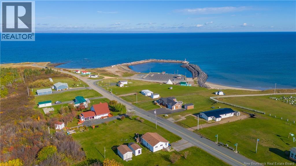 40 Portuaire Avenue, Grande-Anse, New Brunswick  E8N 1C1 - Photo 2 - NB129453