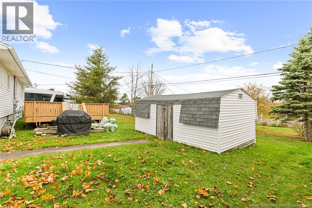 75 Notingham Drive, Moncton, New Brunswick  E1A 5J9 - Photo 8 - NB129362
