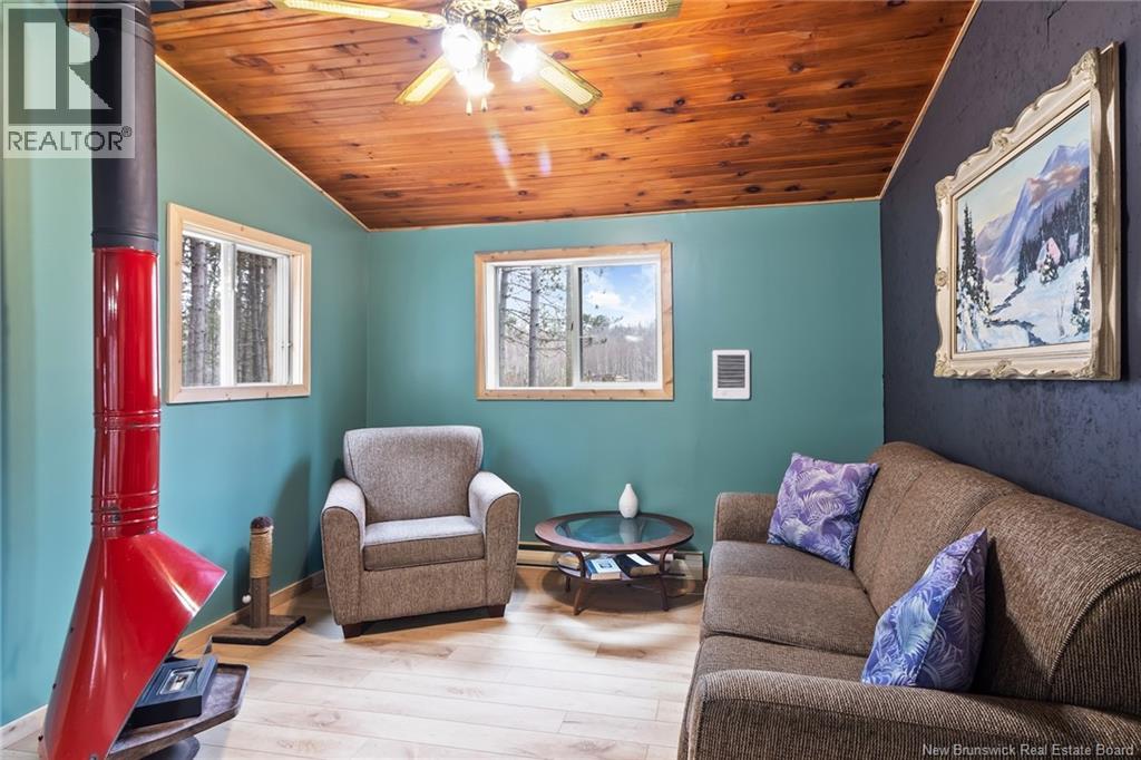 1723 Lakeview Road, Cambridge-Narrows, New Brunswick  E4C 1M5 - Photo 14 - NB129456