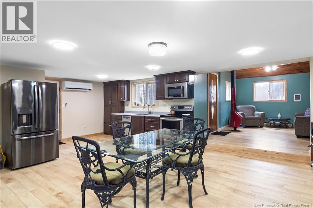 1723 Lakeview Road, Cambridge-Narrows, New Brunswick  E4C 1M5 - Photo 19 - NB129456