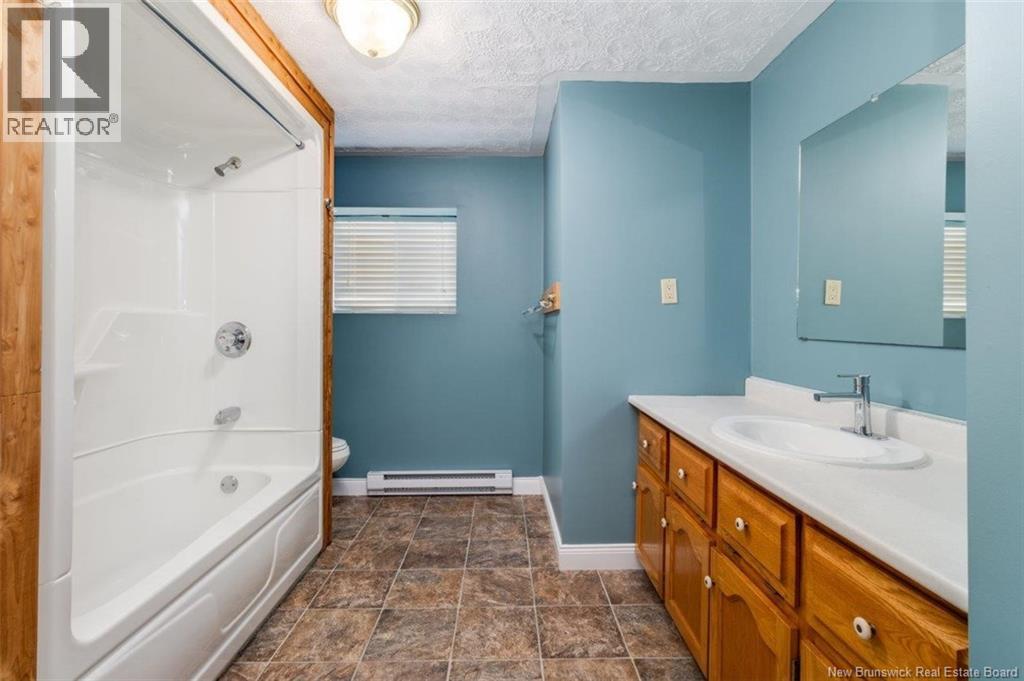 5 Timber Lane, Fredericton, New Brunswick  E3A 8R6 - Photo 28 - NB129307