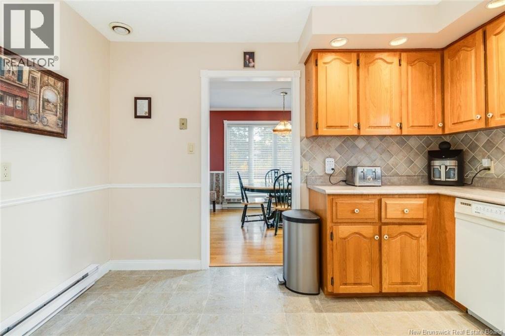 5 Timber Lane, Fredericton, New Brunswick  E3A 8R6 - Photo 8 - NB129307