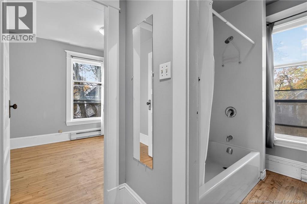 82-84 Somerset, Moncton, New Brunswick  E1A 3T9 - Photo 33 - NB129406