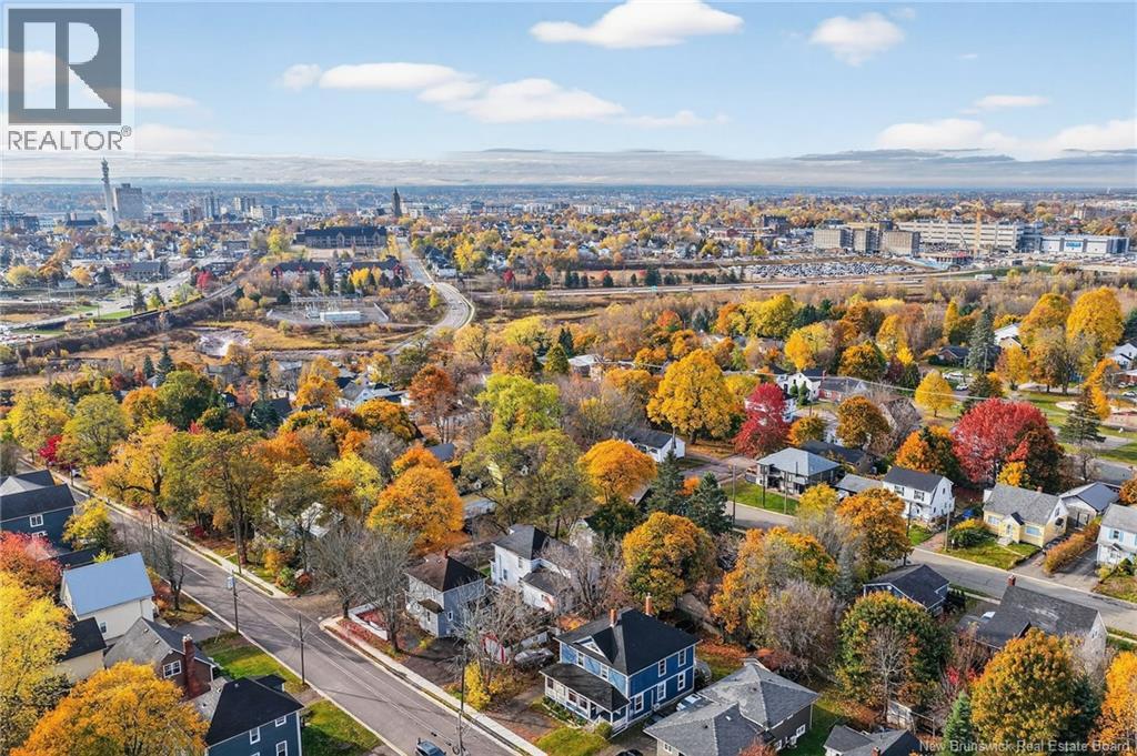 82-84 Somerset, Moncton, New Brunswick  E1A 3T9 - Photo 9 - NB129406