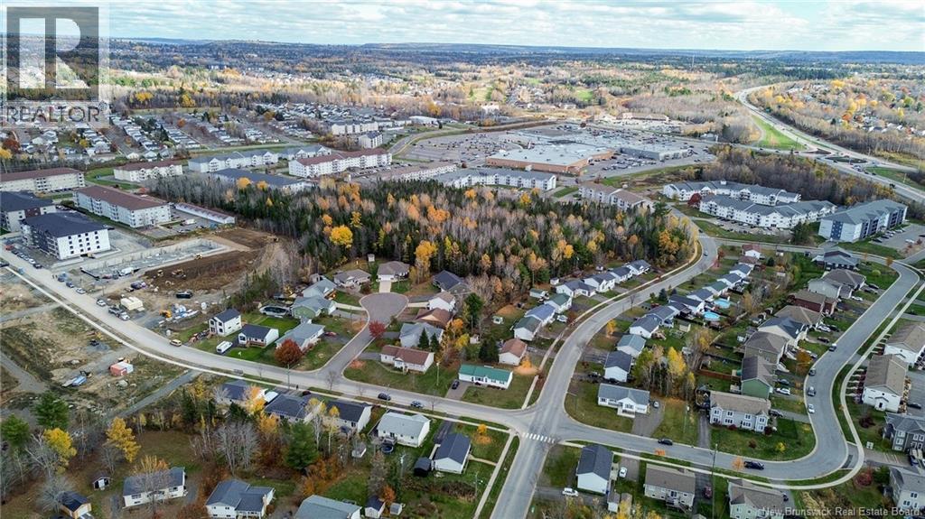 235 Mcnight Street, Fredericton, New Brunswick  E3A 9R6 - Photo 10 - NB129470