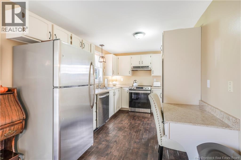 235 Mcnight Street, Fredericton, New Brunswick  E3A 9R6 - Photo 11 - NB129470