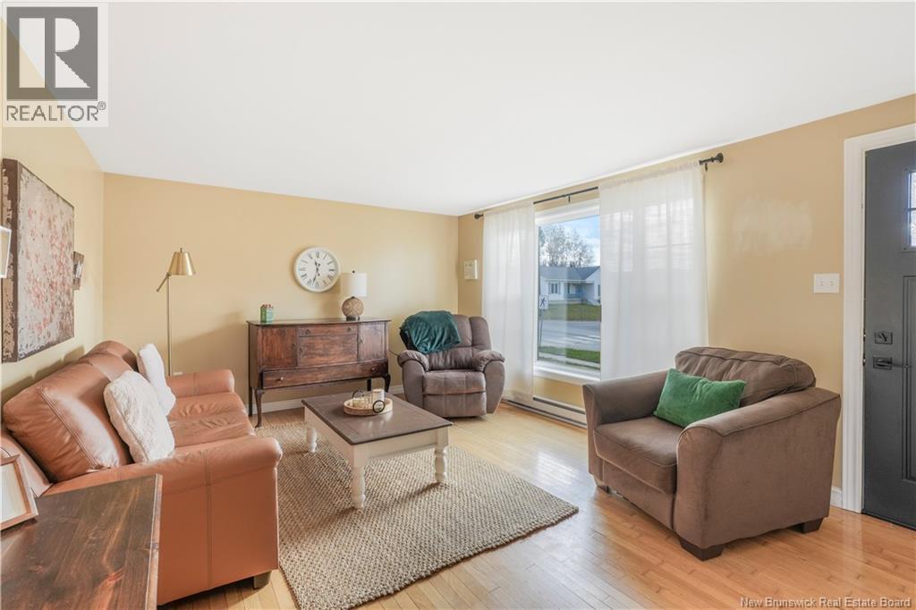 235 Mcnight Street, Fredericton, New Brunswick  E3A 9R6 - Photo 18 - NB129470